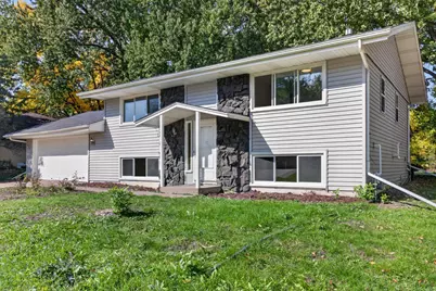 568 Riviera Drive, New Brighton, MN 55112 - Photo 2