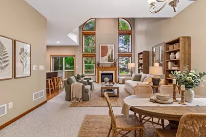 9370 Rath Place, Eden Prairie, MN 55347 - Photo 4