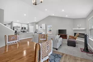 17528 Dunkirk Wy, Lakeville, MN 55044 - Photo 4