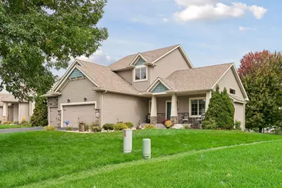 10346 Fallgold Parkway N, Brooklyn Park, MN 55443 - Photo 2