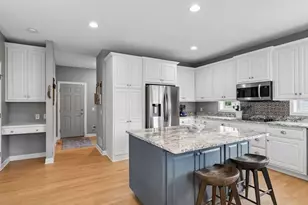 10346 Fallgold Parkway N, Brooklyn Park, MN 55443 - Photo 16