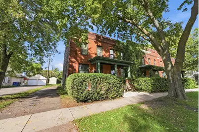 111 Isabel Street E, Saint Paul, MN 55107 - Photo 1