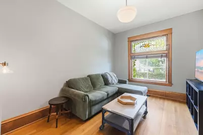 111 Isabel Street E, Saint Paul, MN 55107 - Photo 8
