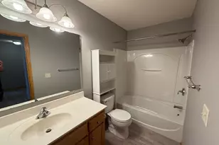 3110 Frontier Dr, Woodbury, MN 55129 - Photo 12
