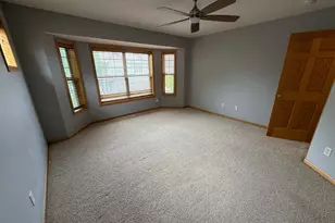 3110 Frontier Dr, Woodbury, MN 55129 - Photo 8