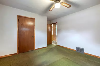 521 S 2nd Street, La Crescent, MN 55947 - Photo 8