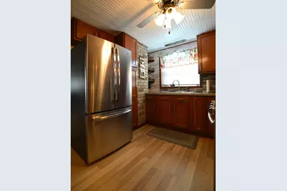 855 Cottage Avenue E, Saint Paul, MN 55106 - Photo 8