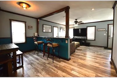 855 Cottage Avenue E, Saint Paul, MN 55106 - Photo 4