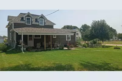 210 Snure Street, Lakefield, MN 56150 - Photo 4