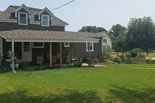 210 Snure St, Lakefield, MN 56150 - Photo 4