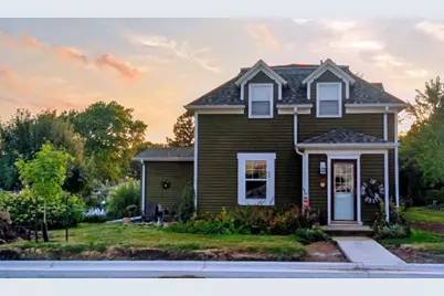 210 Snure Street, Lakefield, MN 56150 - Photo 1
