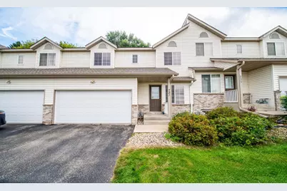 733 Baylee Place SW, Pine Island, MN 55963 - Photo 1