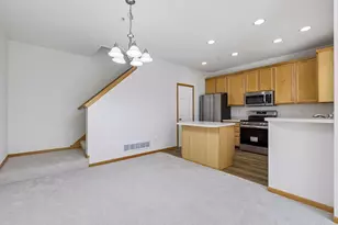 7616 Southridge Ln, Savage, MN 55378 - Photo 6