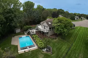 8023 Delano Ct, Inver Grove Heights, MN 55076 - Photo 4