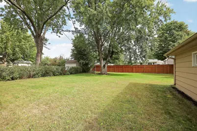 10307 Nicollet Avenue S, Bloomington, MN 55420 - Photo 36
