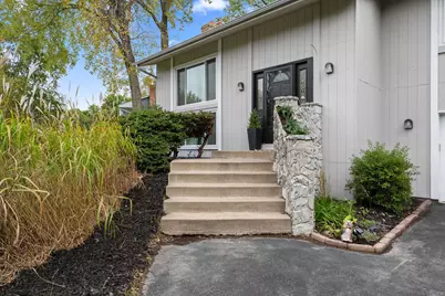 6646 Cardinal Circle N, Maple Grove, MN 55369 - Photo 44