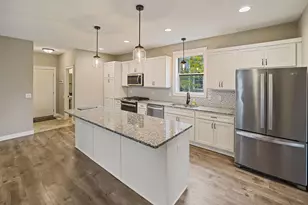 316 Prairie Way S, Bayport, MN 55003 - Photo 2