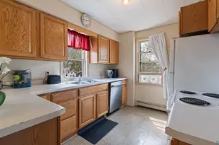 1110 E 10th St, Duluth, MN 55805 - Photo 10
