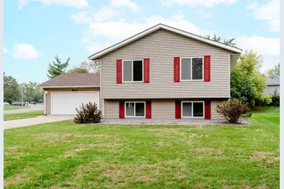 8112 Lad Parkway, Brooklyn Park, MN 55443 - Photo 40
