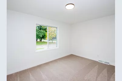 8112 Lad Parkway, Brooklyn Park, MN 55443 - Photo 24