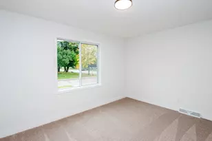 8112 Lad Pkwy, Brooklyn Park, MN 55443 - Photo 24