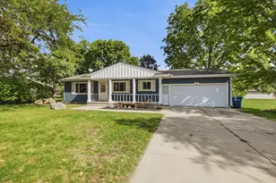 908 Brenda Lee Dr, Saint Cloud, MN 56303 - Photo 26