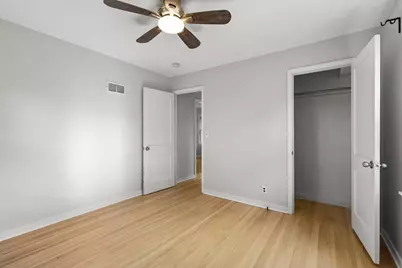 8734 Portland Avenue S, Bloomington, MN 55420 - Photo 18