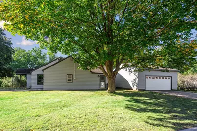 16282 West Avenue SE, Prior Lake, MN 55372 - Photo 2