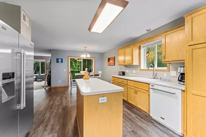 2486 Bridgewater Place S, Cambridge, MN 55008 - Photo 10