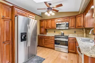 4712 Covington Ct, Eagan, MN 55122 - Photo 16