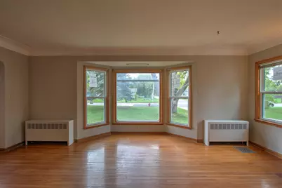 495 W 1st Street, Rush City, MN 55069 - Photo 2