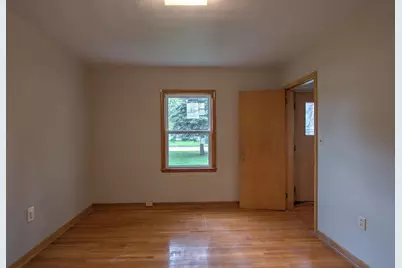 495 W 1st Street, Rush City, MN 55069 - Photo 10
