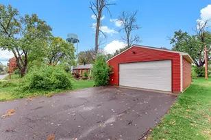 2526 2nd St N, North Saint Paul, MN 55109 - Photo 2