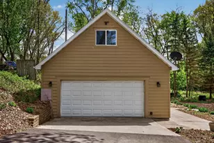9551 Riverview Rd, Eden Prairie, MN 55347 - Photo 20