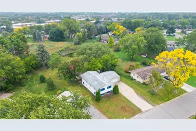8016 Brunswick Avenue N, Brooklyn Park, MN 55443 - Photo 36