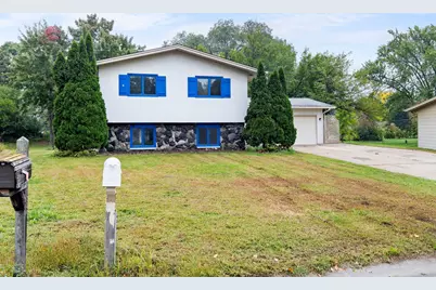 8016 Brunswick Avenue N, Brooklyn Park, MN 55443 - Photo 4