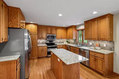 15370 80th Place N, Maple Grove, MN 55311 - Photo 8