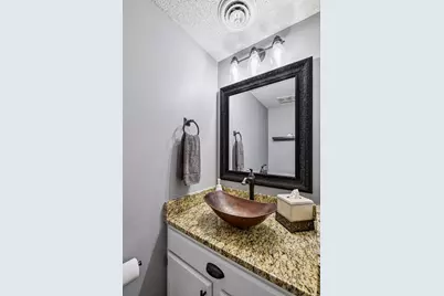 18185 Warbler Lane, Eden Prairie, MN 55346 - Photo 14