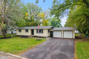 1397 Meadowlark Ln, New Richmond, WI 54017 - Photo 2