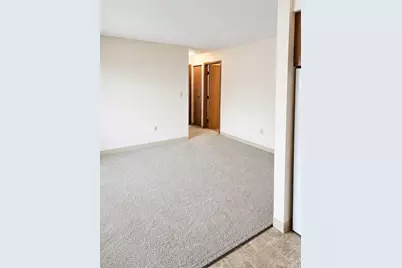 2169 Cecilee Street, Worthington, MN 56187 - Photo 2