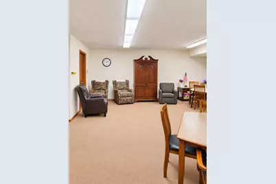 11 Park Street N, Fairfax, MN 55332 - Photo 8