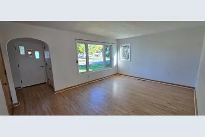 601 10th Street, International Falls, MN 56649 - Photo 2