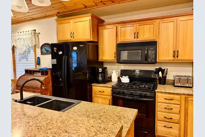 37742 N Eagle Lake Road, Battle Lake, MN 56515 - Photo 14