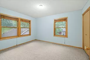 220 Baker St E, Saint Paul, MN 55107 - Photo 16