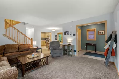 220 Baker Street E, Saint Paul, MN 55107 - Photo 4
