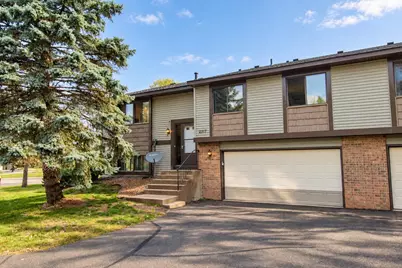 2817 Wimbledon Ridge, Woodbury, MN 55125 - Photo 1
