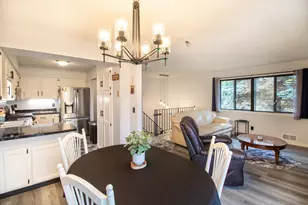 2817 Wimbledon Ridge, Woodbury, MN 55125 - Photo 2