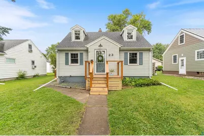 23 N 65th Avenue W, Duluth, MN 55807 - Photo 2