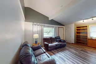 1314 Fairlane Terrace, Albert Lea, MN 56007 - Photo 4