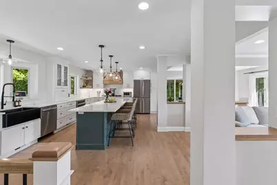 2312 Sheridan Hills Road, Wayzata, MN 55391 - Photo 4